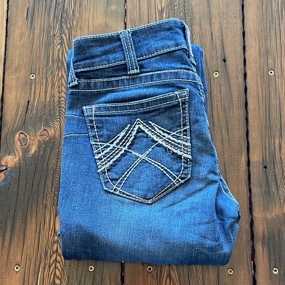 Women’s Ariat jeans - Picture 7 of 9